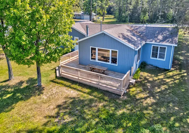 Photo 2 of Single family home for sale at 9135 0025 Rd, Garden, MI 49835 | MLS# 50210764 | Listing updated on 2026-09-01