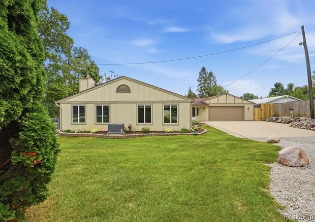 1st image of 10286 7 Mile Rd, Northville, MI 48167 | MLS# 61021565