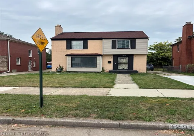 2nd image of 12912 Longacre St, Detroit, MI 48227 | MLS# 60938942