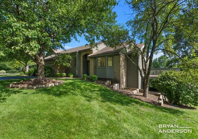 Photo 3 of Sale Pending at 2285 Mourning Dove Ct, Grand Rapids, MI 49546 | MLS# 70554830 | Listing updated on 2026-09-03