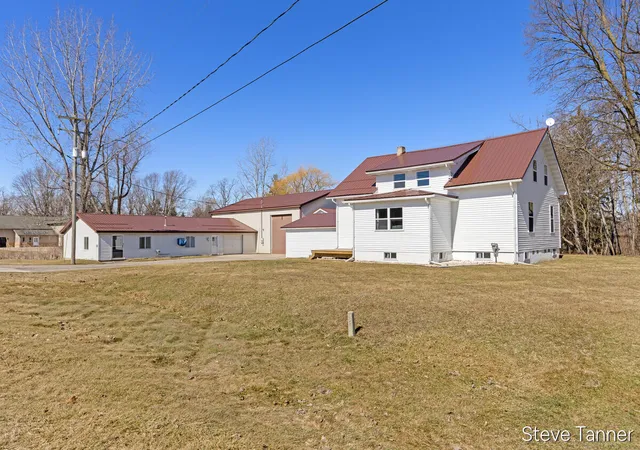Homes for sale in Cedar Lake, MI | 5423 E Hc Edmore Rd, Cedar Lake, MI 48829 | MLS# 70518689
