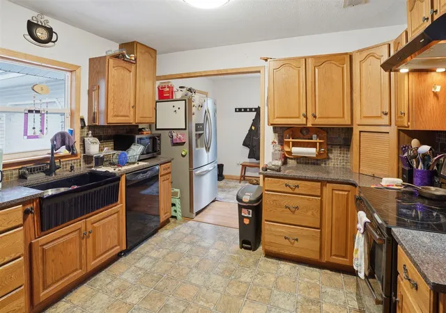 Homes for sale in Twin Lake, MI | 1714 Linnard Rd, Twin Lake, MI 49457 | MLS# 70520881