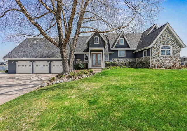 1st image of 459 Treasure Island Dr, Mattawan, MI 49071 | MLS# 70524216