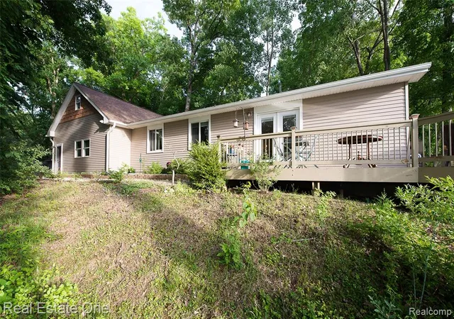 Homes for sale in Pinckney, MI | 11459 Patterson Lake Dr, Pinckney, MI 48169 | MLS# 61002868