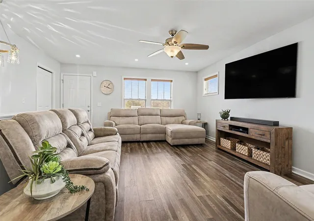 4th image of 1224 Crystal Way Ct, Middleville, MI 49333 | MLS# 70523804
