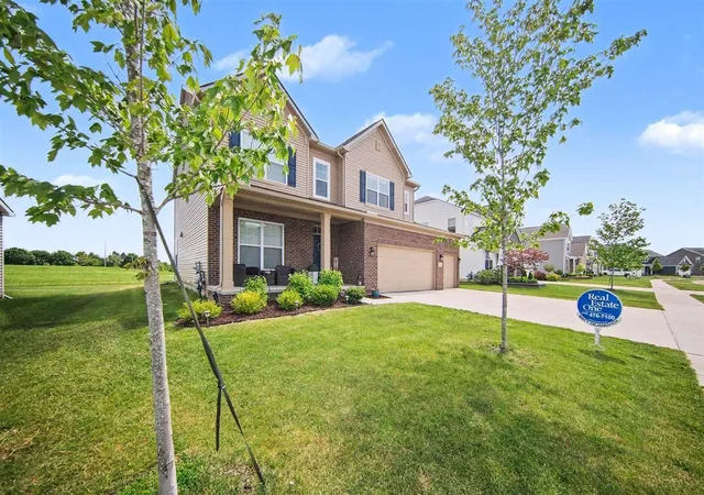 Photo 3 of Single family home for sale at 2744 Salt Springs Dr, Saline, MI 48176 | MLS# 70519882 | Listing updated on 2026-06-24