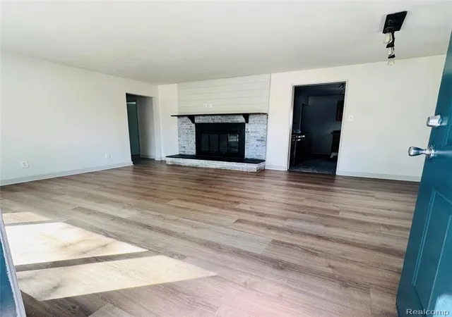 4th image of 31308 Hathaway St, Livonia, MI 48150 2976 | MLS# 61024177