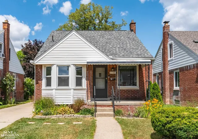 Photo 1 of Single family home for sale at 21149 Sunnydale St, Saint Clair Shores, MI 48081 | MLS# 50219628 | Listing updated on 2026-08-24