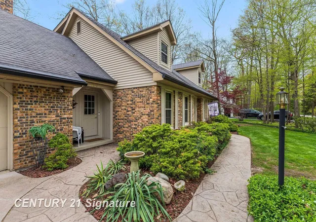 2nd image of 3575 E Marcus Dr, Saginaw, MI 48603 | MLS# 50208442