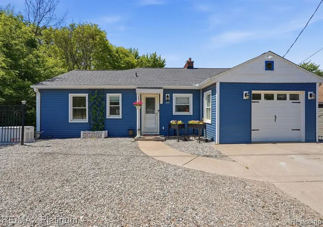 1st image of 1612 S Hughes Rd, Brighton, MI 48114 | MLS# 61000874