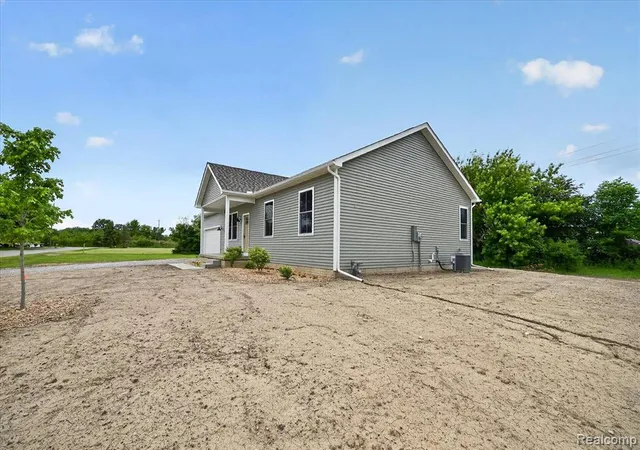 2nd image of 926 Ford Rd, Carleton, MI 48117 | MLS# 61003241