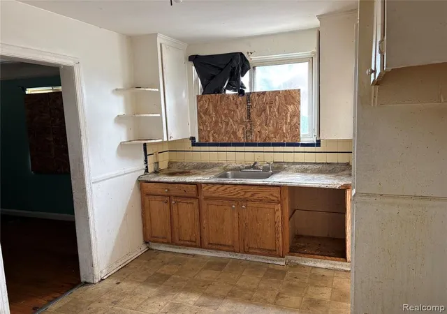 Photo 1 of Single family home for sale at 11316 College St, Detroit, MI 48205 3288 | MLS# 61003815 | Listing updated on 2026-09-17