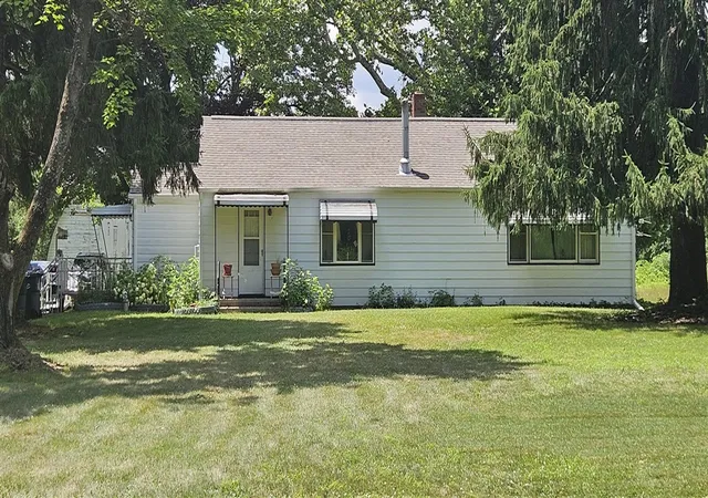 Homes for sale in Galesburg, MI | 2335 N 33rd St, Galesburg, MI 49053 | MLS# 70545028