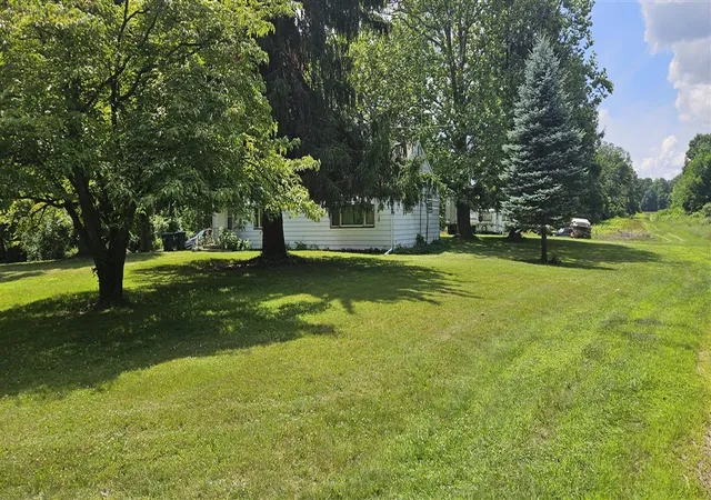 Homes for sale in Galesburg, MI | 2335 N 33rd St, Galesburg, MI 49053 | MLS# 70545028