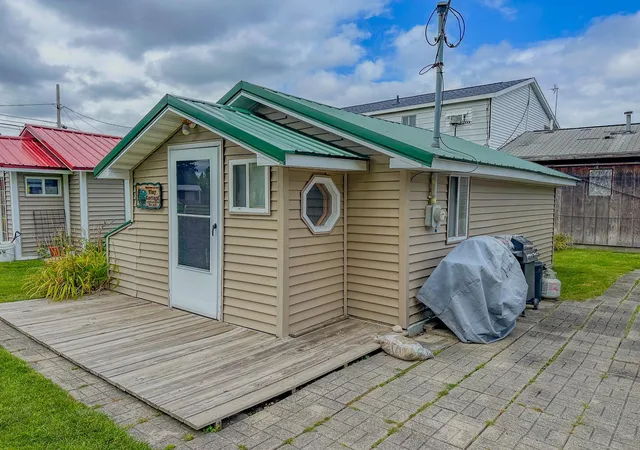 Photo 3 of Condo for sale at 6482 W Houghton Lake Dr, Houghton Lake, MI 48629 | MLS# 80068060 | Listing updated on 2026-05-13