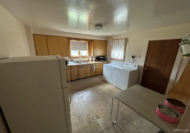 4th image of 25417 Elm St, Calumet, MI 49913 | MLS# 50184047