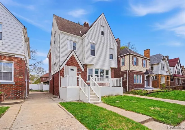 Photo 3 of Single family home for sale at 4031 Pasadena St, Detroit, MI 48238 2631 | MLS# 61024559 | Listing updated on 2026-09-21