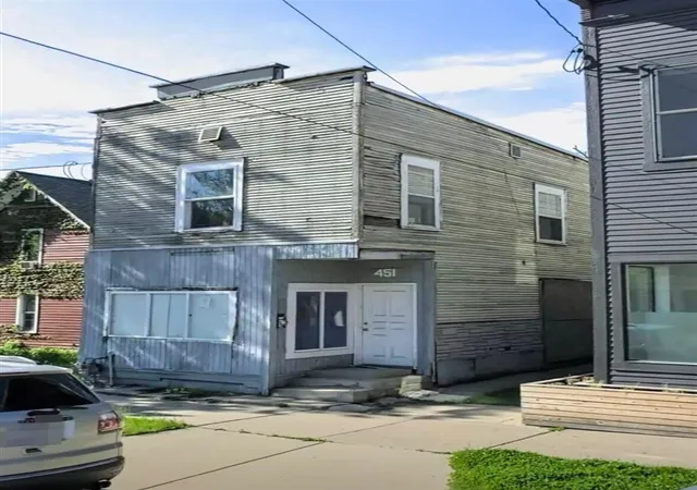 Homes for sale in Grand Rapids, MI | 451 Carrier St, Grand Rapids, MI 49505 | MLS# 70542764