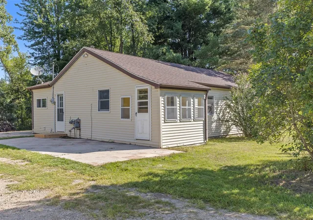 Photo 3 of Single family home for sale at 4495 Egner St, Cedar Springs, MI 49319 | MLS# 70554740 | Listing updated on 2026-09-06