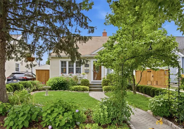 Photo 5 of Sale Pending at 3675 Bacon Ave, Berkley, MI 48072 | MLS# 61019960 | Listing updated on 2026-08-13