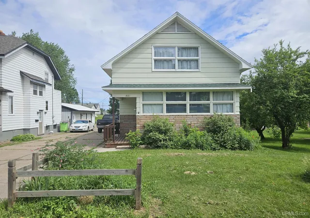 Homes for sale in Crystal Falls, MI | 912 Erie Ave, Crystal Falls, MI 49920 | MLS# 50210422