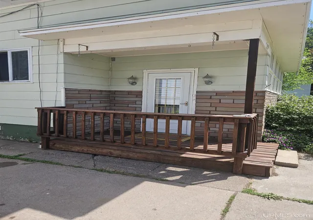 2nd image of 912 Erie Ave, Crystal Falls, MI 49920 | MLS# 50210422