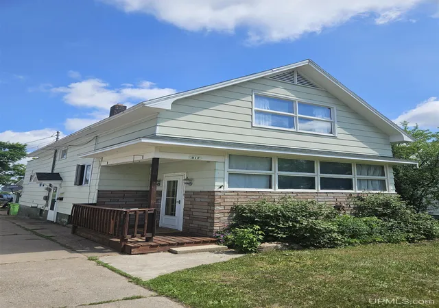 Homes for sale in Crystal Falls, MI | 912 Erie Ave, Crystal Falls, MI 49920 | MLS# 50210422