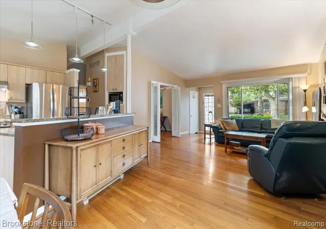 Homes for sale in Oak Park, MI | 24210 Beverly St, Oak Park, MI 48237 | MLS# 61004687