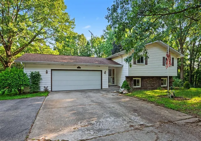 Homes for sale in Litchfield, MI | 6080 Herring Rd, Litchfield, MI 49252 | MLS# 70542336