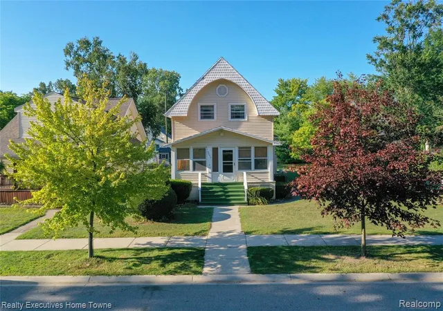 Photo 1 of Single family home for sale at 3003 North Blvd, Port Huron, MI 48060 1101 | MLS# 61025732 | Listing updated on 2026-09-03