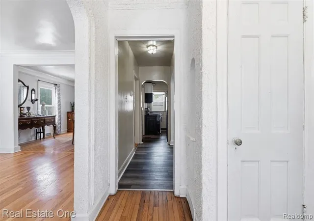 4th image of 18410 Monica St, Detroit, MI 48221 2128 | MLS# 61010119