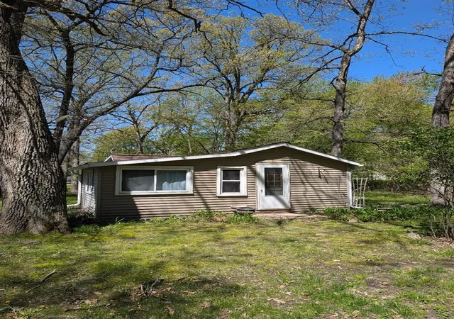 Single family home for sale at 216 Portage Lake Rd, Munith, MI 49259 | MLS# 70506471