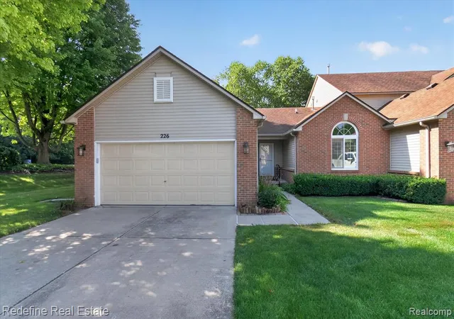 1st image of 226 Crestlawn Dr, Whitmore Lake, MI 48189 | MLS# 61017244