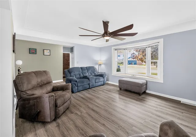 Photo 4 of Sale Pending at 16657 Kennebec St, Southgate, MI 48195 | MLS# 70552835 | Listing updated on 2026-09-16