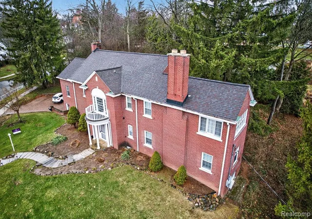 Photo 3 of Single family home for sale at 2307 Hill St, Ann Arbor, MI 48104 2651 | MLS# 60975087 | Listing updated on 2026-09-12