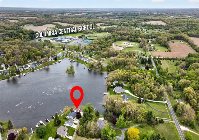 Homes for sale in Brooklyn, MI | 332 Riviera Dr, Brooklyn, MI 49230 | MLS# 70531901