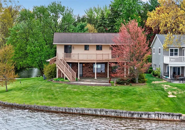 5th image of 332 Riviera Dr, Brooklyn, MI 49230 | MLS# 70531901
