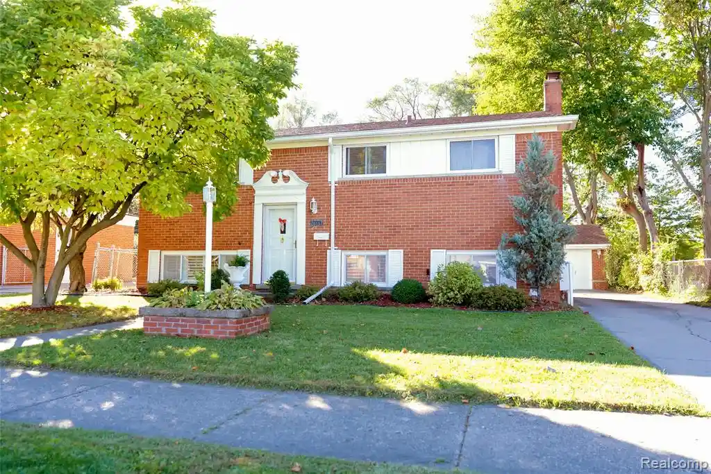 Photo 1 of Single family home for sale at 26137 Wagner Ave, Warren, MI 48089 1254 | MLS# 61041724 | Listing updated on 2026-10-25