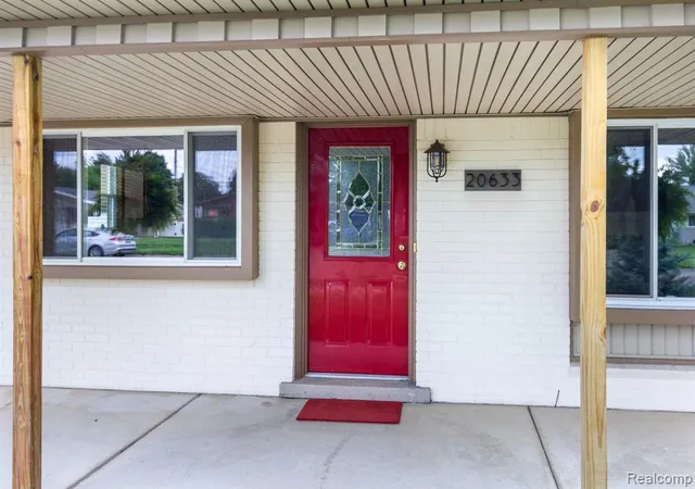 Photo 3 of Sale Pending at 20633 Lockwood St, Taylor, MI 48180 2982 | MLS# 61014143 | Listing updated on 2026-08-25