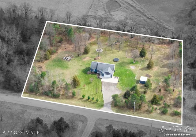 Homes for sale in Belding, MI | 9701 Coyote Trl, Belding, MI 48809 | MLS# 70523317