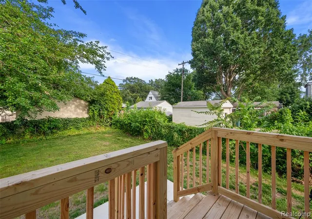 Photo 4 of Single family home for sale at 23376 Vassar Ave, Hazel Park, MI 48030 | MLS# 61012068 | Listing updated on 2026-08-17
