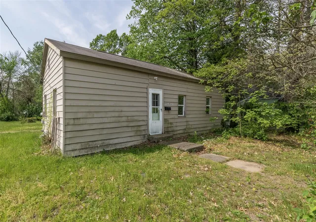 Homes for sale in Dowagiac, MI | 501 2nd Ave, Dowagiac, MI 49047 | MLS# 70532952