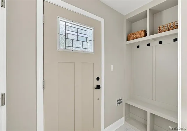 Photo 4 of Sale Pending at 18474 Griggs St, Detroit, MI 48221 1936 | MLS# 61011113 | Listing updated on 2026-08-26