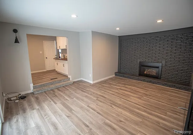 Photo 4 of Single family home for sale at 20401 Luna St, Clinton Township, MI 48035 | MLS# 60968182 | Listing updated on 2026-08-02