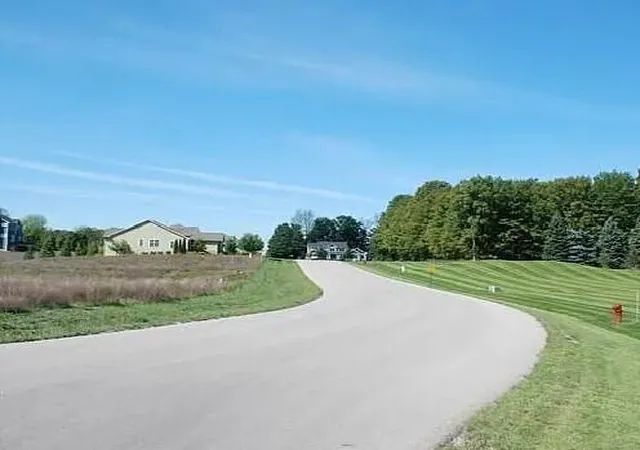 5th image of 1700 Strasbourg, Traverse City, MI 49696 | MLS# 70492502
