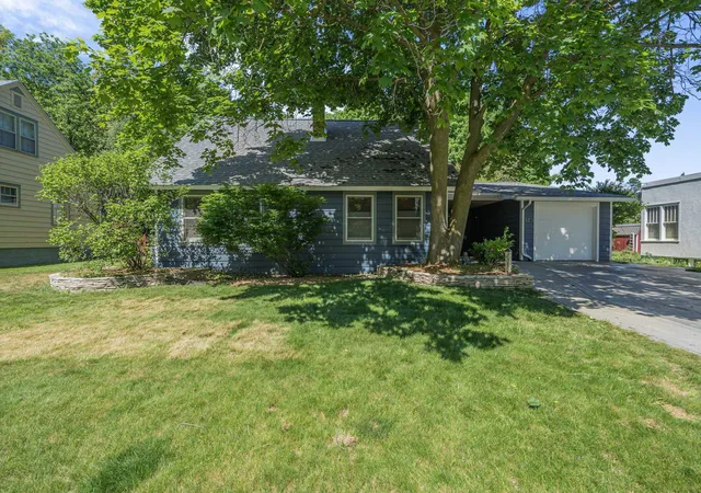 5th image of 529 Monroe St, Traverse City, MI 49684 | MLS# 80070137