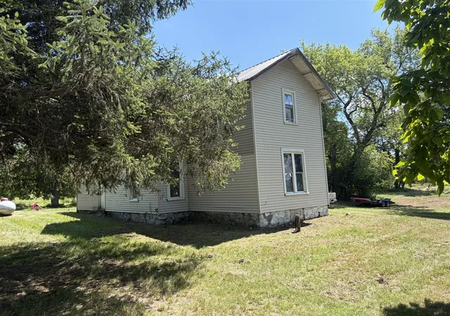 Photo 4 of Single family home for sale at 6331 Steamburg Rd, Hillsdale, MI 49242 | MLS# 70552444 | Listing updated on 2026-09-23