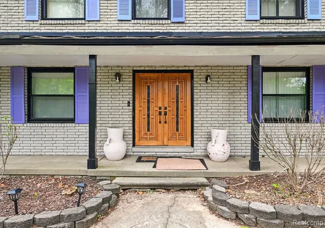 5th image of 25226 Ingleside Dr, Southfield, MI 48033 | MLS# 60398753
