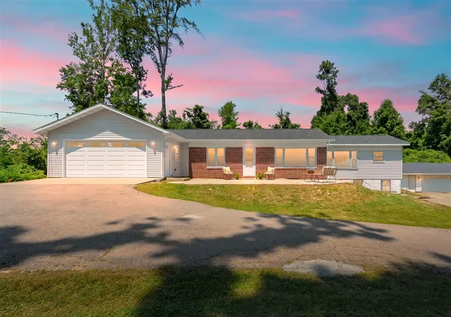 Photo 1 of Single family home for sale at 56776 Red Arrow Hwy, Lawrence, MI 49064 | MLS# 70544403 | Listing updated on 2026-08-31