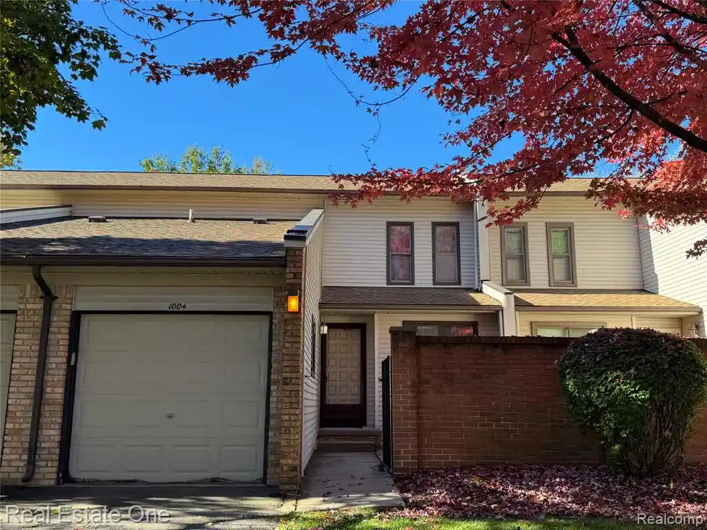 Photo 1 of Condo for sale at 1004 Willow Grv Ct, Rochester Hills, MI 48307 | MLS# 61040950 | Listing updated on 2026-10-25